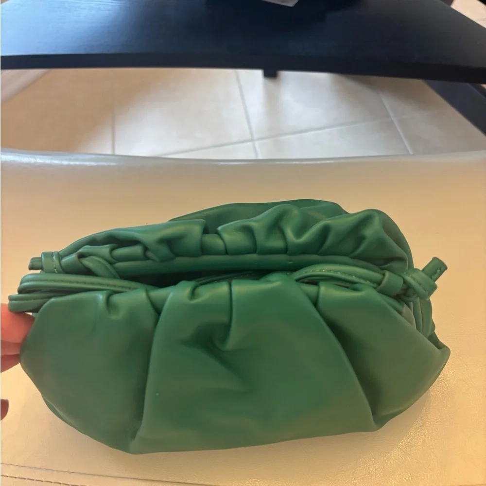 Elegant Green Vegan Women's Clutch